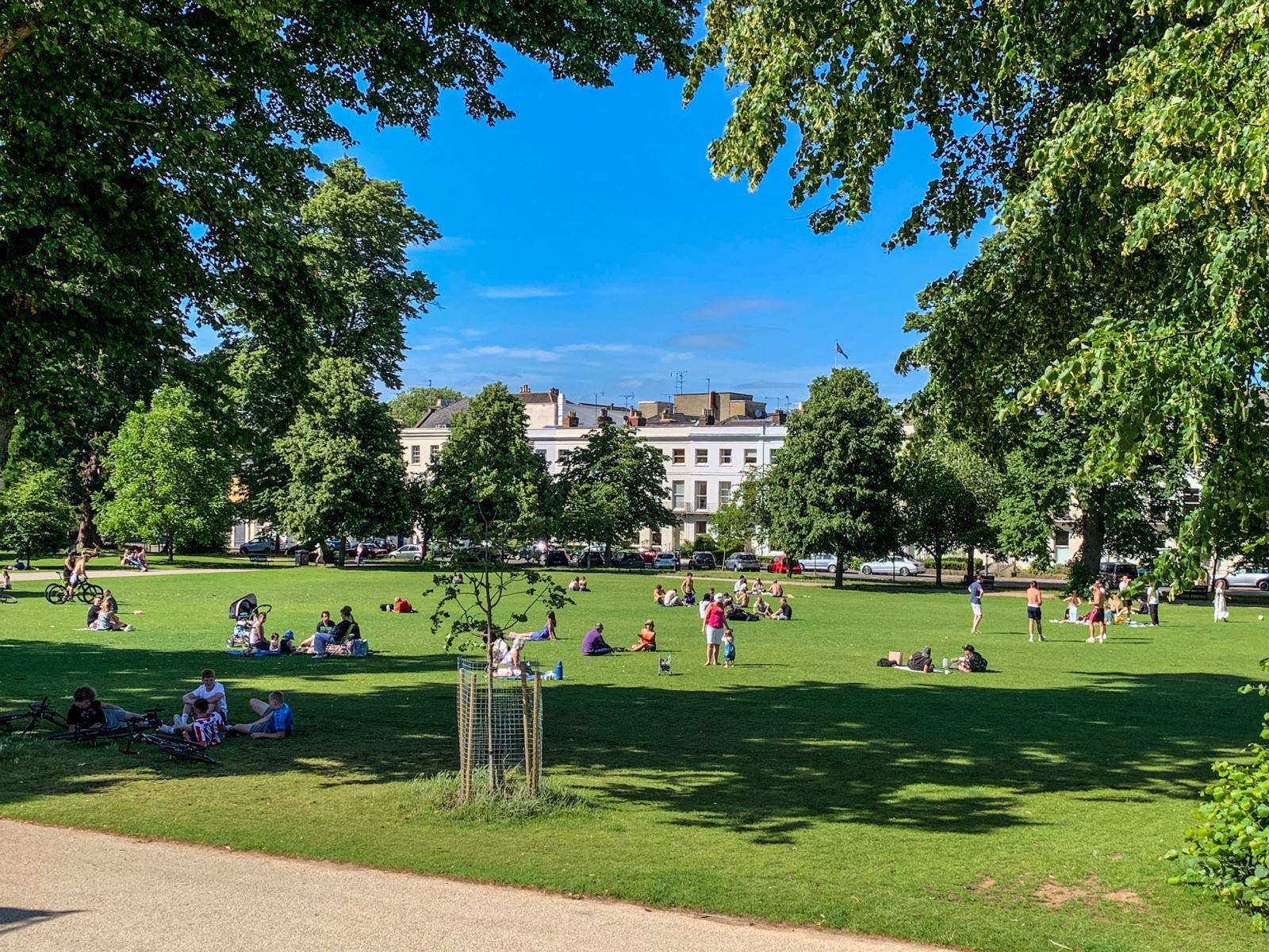 Best picnic spots in Cheltenham - Montpellier Gardens